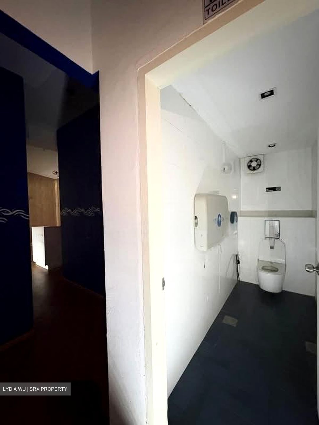 Sembawang Hills Estate (D20), Shop House #549511301